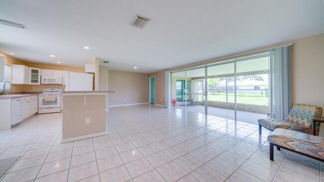 Foto del edificio - 1313 SE 40th St