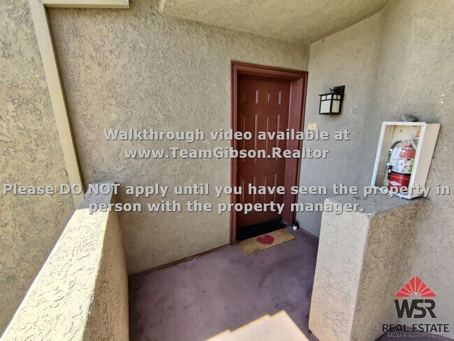Foto del edificio - 2 Bedroom / 2 Bathroom Upstairs Condo