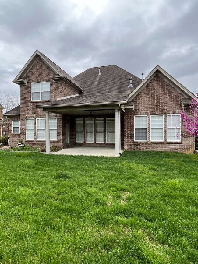 Building Photo - 4BR Home in Summer Rose with Two Primary Suites | 3,271 Sq Ft | Flexible Layout