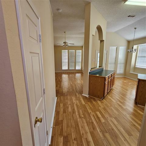 Building Photo - 1310 Westview Dr