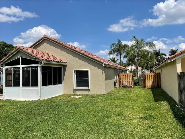 Foto del edificio - 1972 Oak Berry Cir