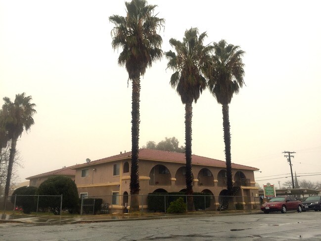 Foto del edificio - 600 E 5th St
