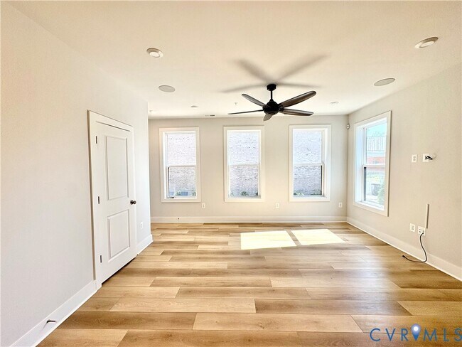 Foto del edificio - 1501 W Moore St