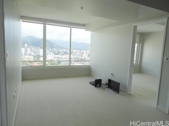 Building Photo - 1009 Kapiolani Blvd