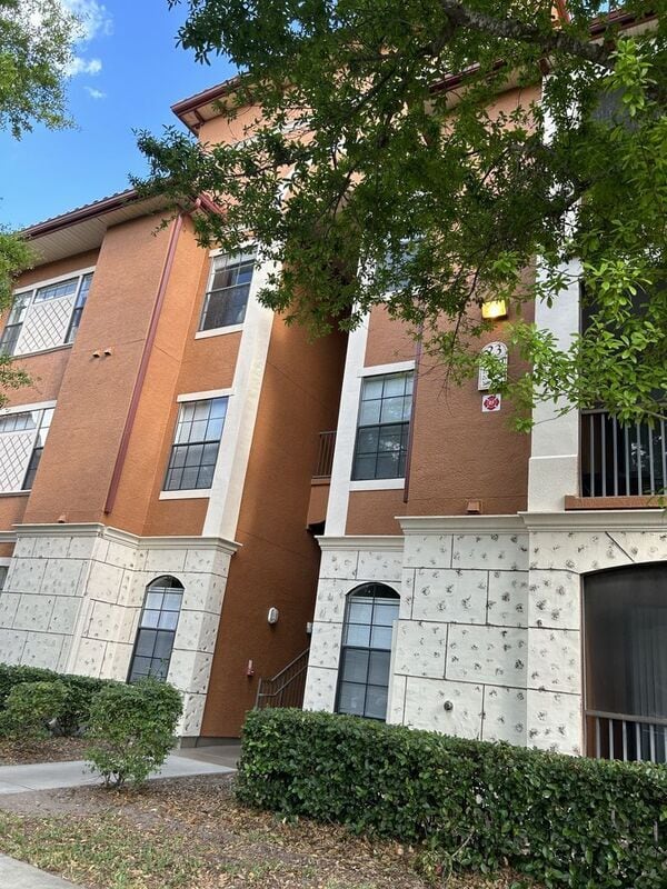 6149 Metrowest Blvd Unit 101, Orlando, FL 32835 Condo for Rent in