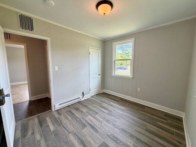 Foto del edificio - 714 Miller Rd
