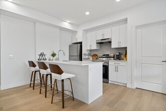 Building Photo - 2910 66 St SW