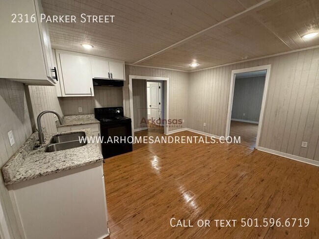 Foto del edificio - 2316 Parker St
