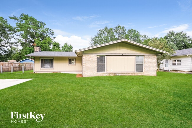 Building Photo - 304 Pembrook St