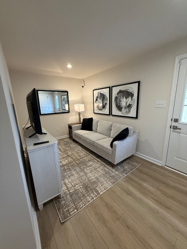 Building Photo - 109 Packett Ct