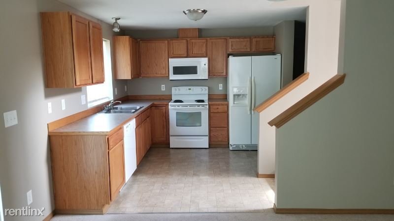 Foto principal - 3 br, 2.5 bath House - 1303 Pioneer Blvd