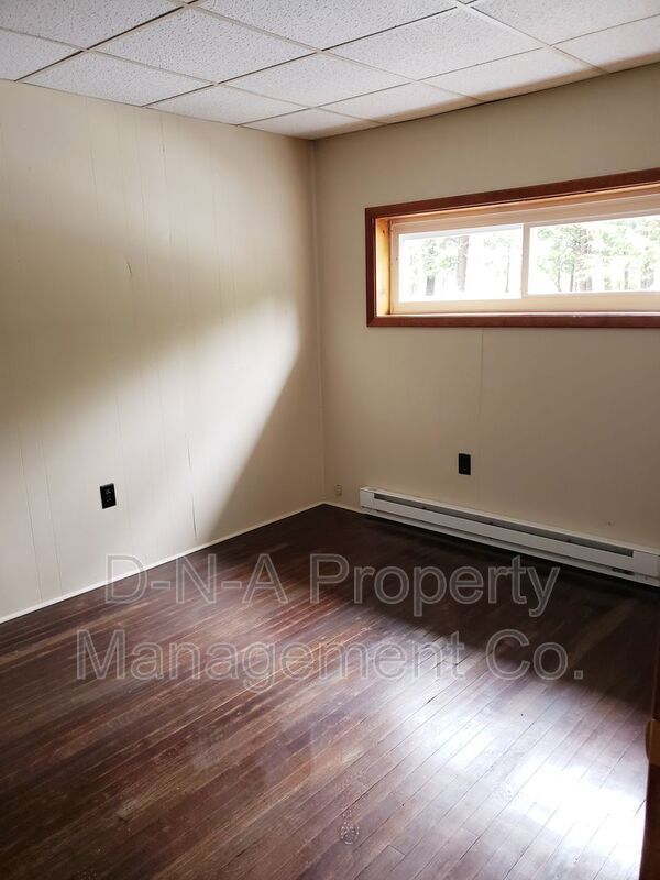 Building Photo - 1200 Cherry Lane Rd