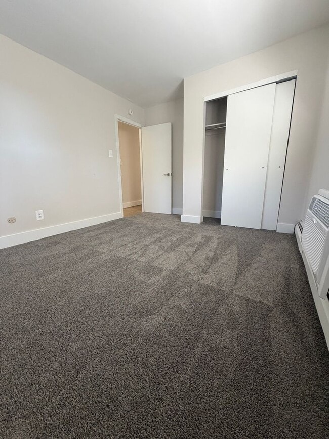Interior Photo - Livingstone Apartment Homes