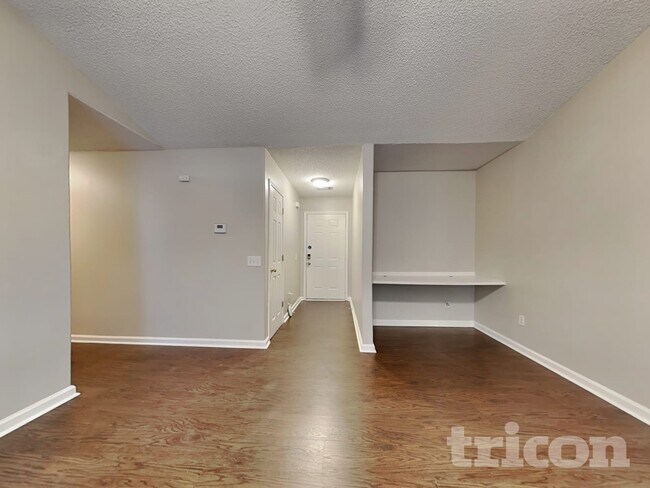 Foto del edificio - 1555 Mill Creek Rd