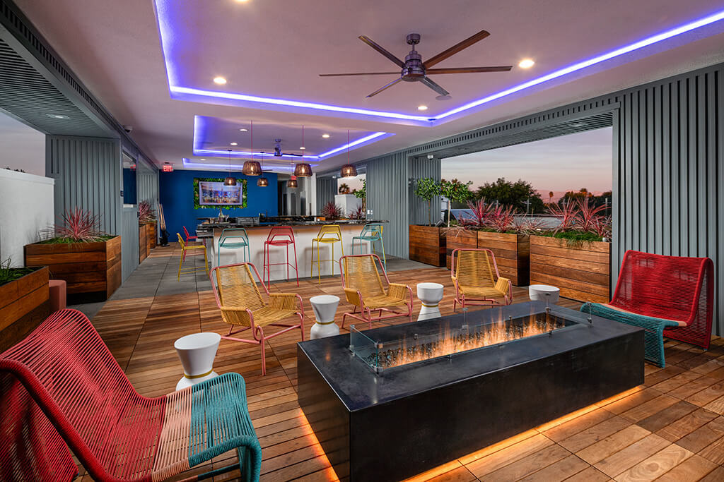 Foto principal - Chroma Apartment Homes