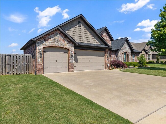 Foto del edificio - 5702 S 60th Pl