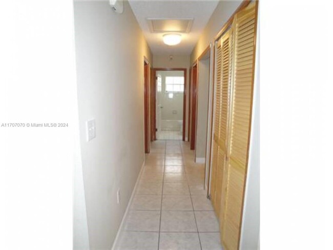 Foto del edificio - 9034 SW 163rd Terrace