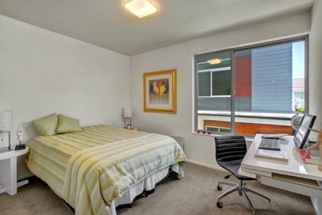 Foto del edificio - 2205 15th Ave S