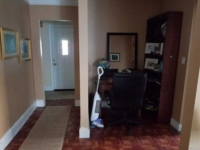 Foto del edificio - 67 Waterford Rd