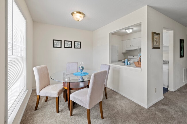 Foto del edificio - Turtle Creek Apartments