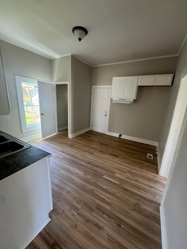 Foto del edificio - 8 Hames St