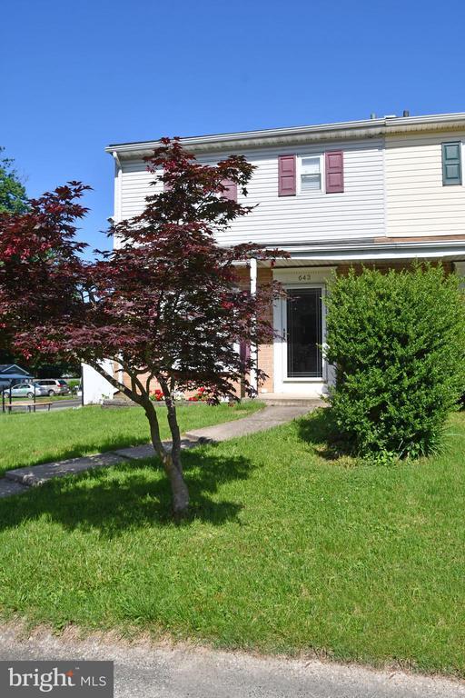 Foto del edificio - 643 E Wiltshire Dr