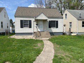Building Photo - 445 S Sheridan St