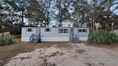 Building Photo - 613 4th St