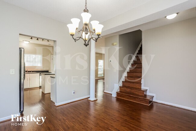 Building Photo - 1115 Fieldstone Dr