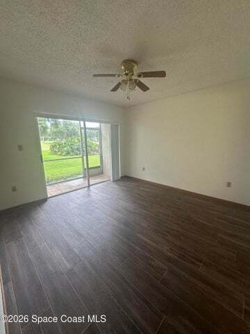 Building Photo - 1600 Woodland Dr