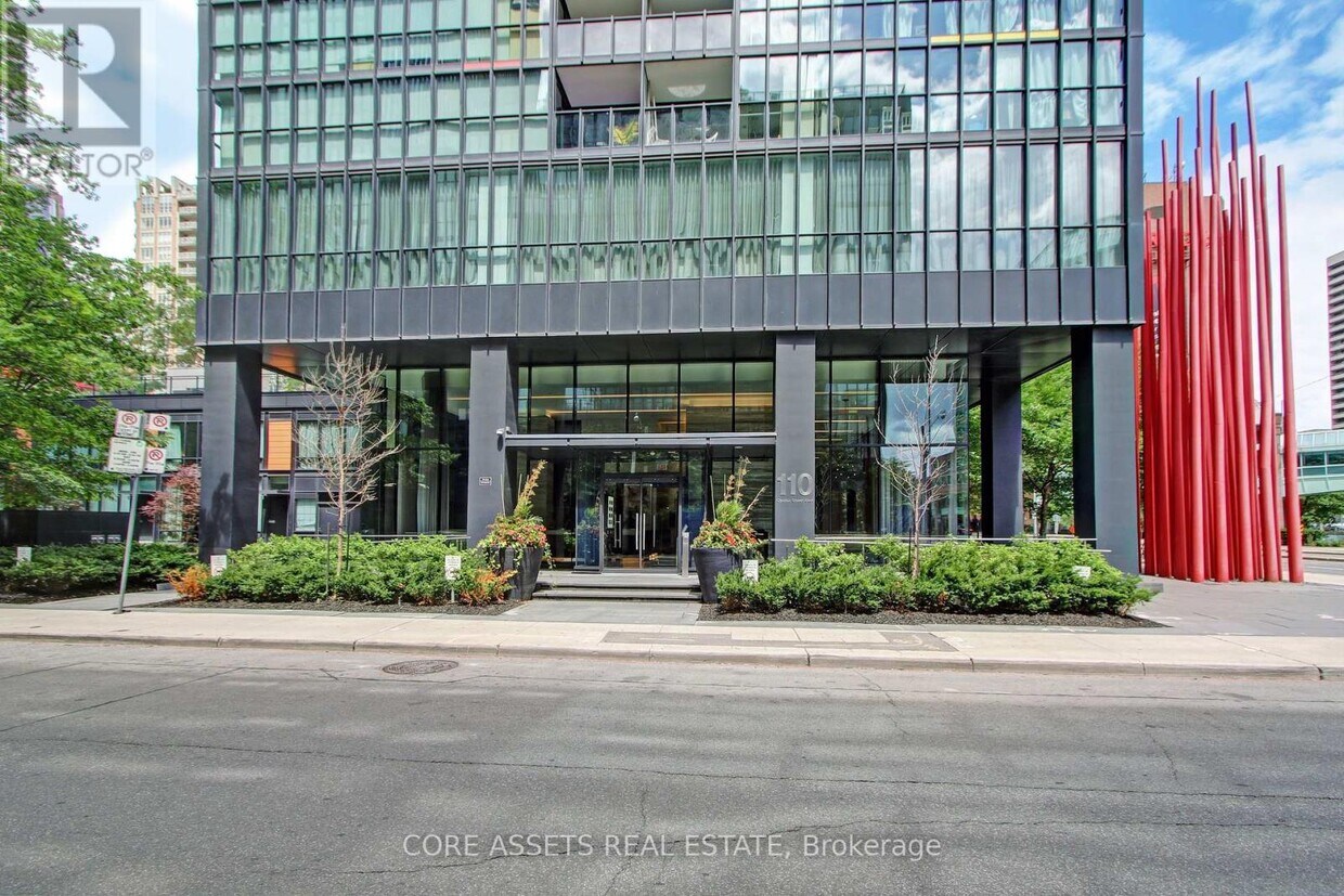 Photo principale - 110-3110 Charles St E