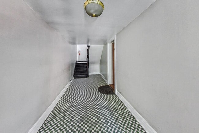 Foto del edificio - 2444 N Campbell Ave