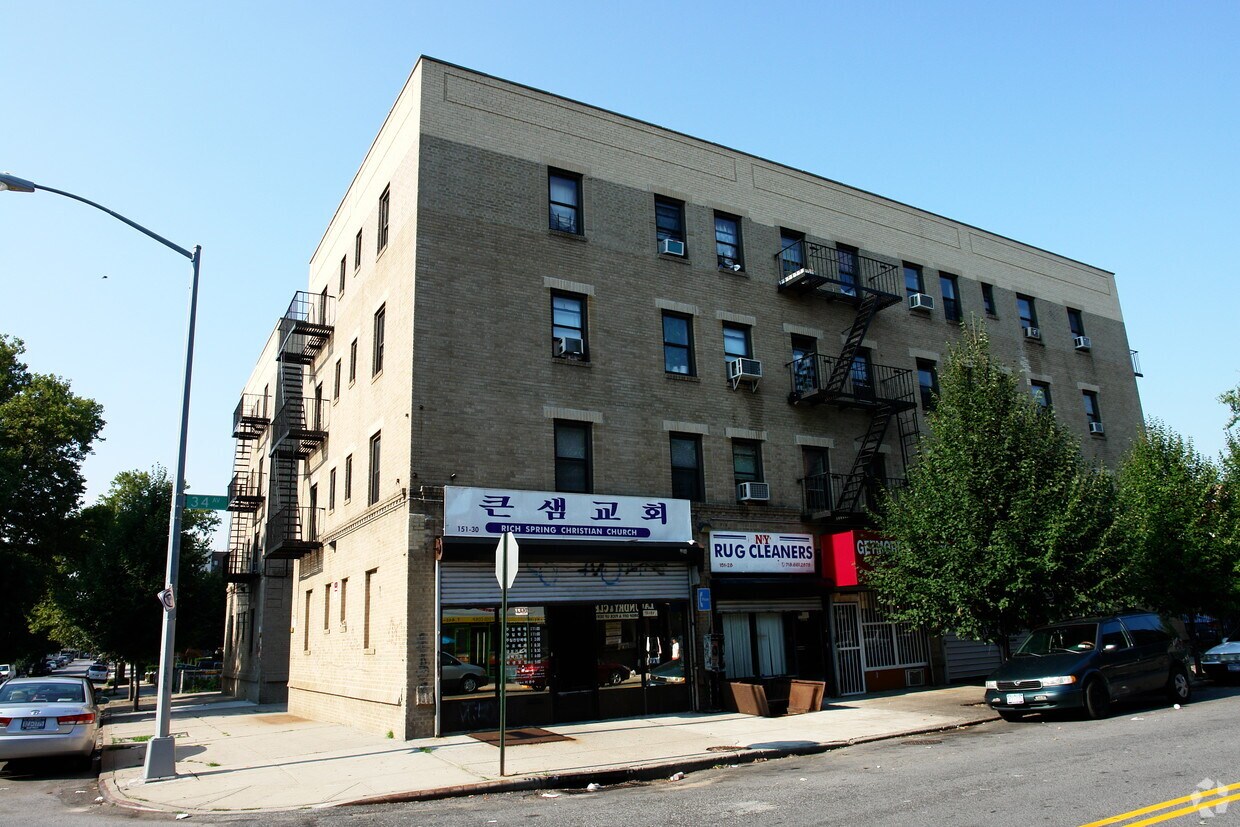 Foto del edificio - 3402 153rd St