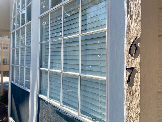 Foto del edificio - Charming Remodeled 2 Bed/2 Bath Condo in Altamonte Springs!