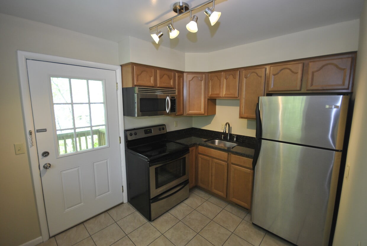 Primary Photo - 923 S 7th St