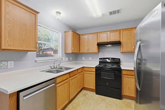 Building Photo - 3007 Spice Meadow