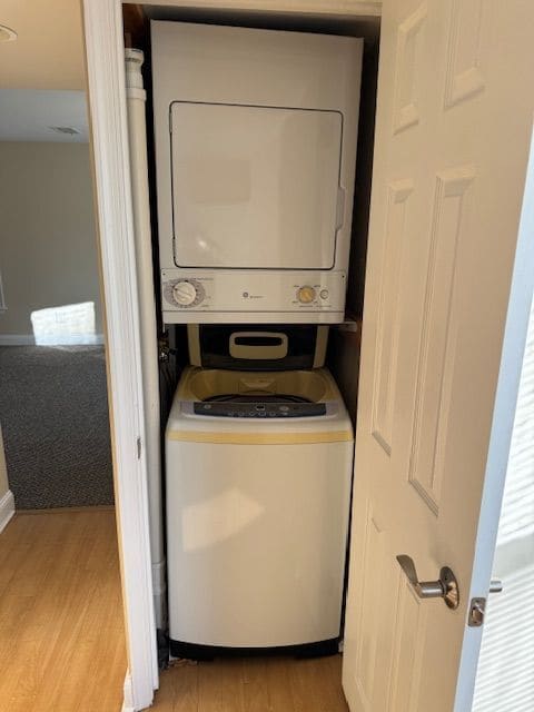 Building Photo - 404 W State St