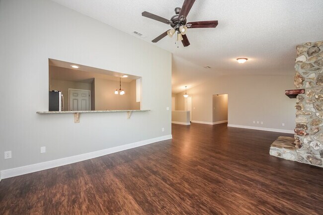 Building Photo - 312 Dublin Dr
