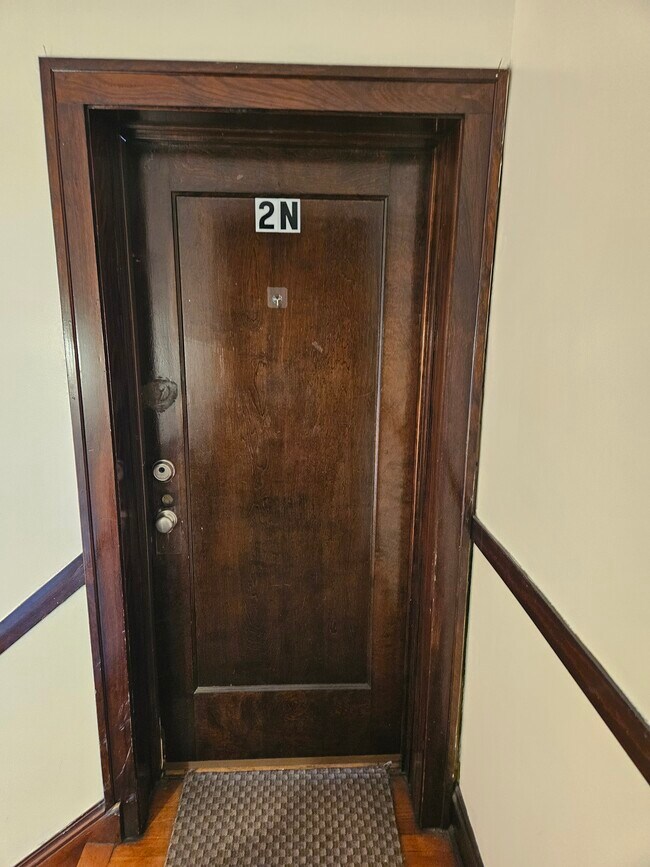 Foto del edificio - 1745 W 89th St