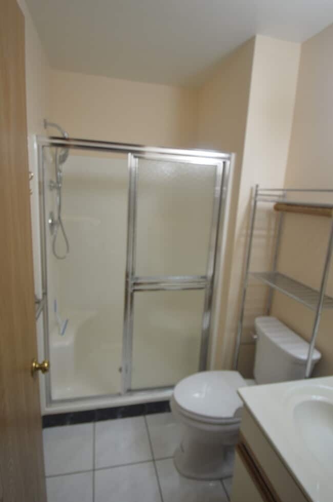 Building Photo - 651 Hapsfield Ln