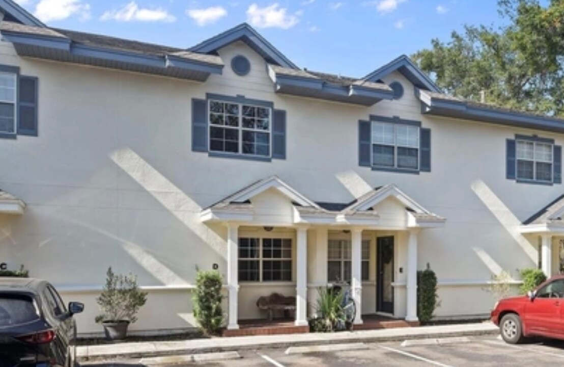 2 assigned parking spots at your front door - 307 E New Hampshire St