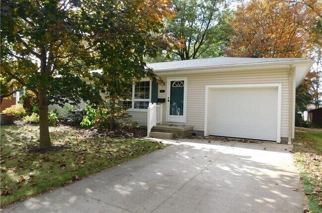 Building Photo - 2558 Impala Street