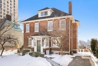 Building Photo - 350 Mountain Rd