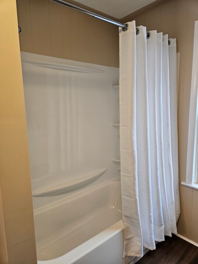 bañera/ducha - 533 Susquehanna Ave