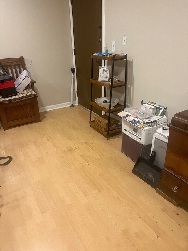 Foto del edificio - 19 E Palatine Rd