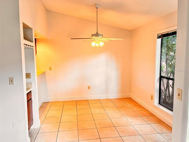 Building Photo - 651 Trinidad Ct