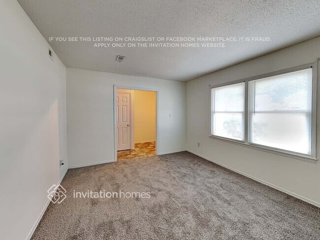 Foto del edificio - 3452 Spring Terrace Ln