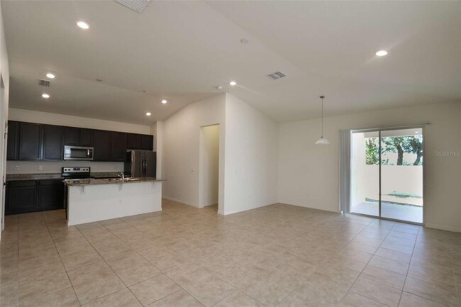 Foto del edificio - 7608 Sunshine Bridge Ave
