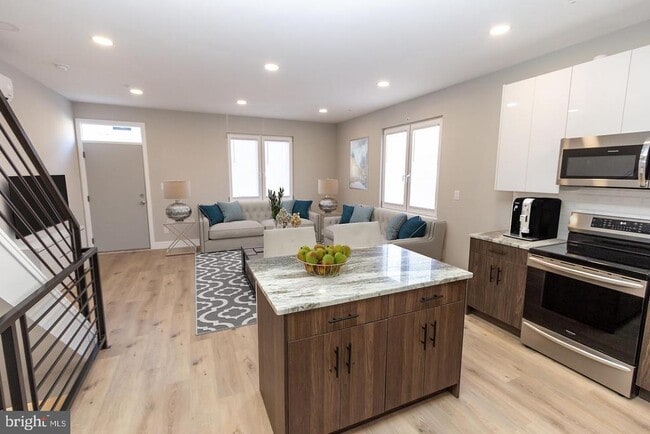 Foto del edificio - 2417 N Hancock St