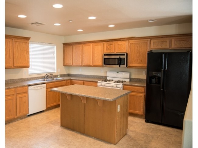 Building Photo - 6480 Bentley Wood Ct